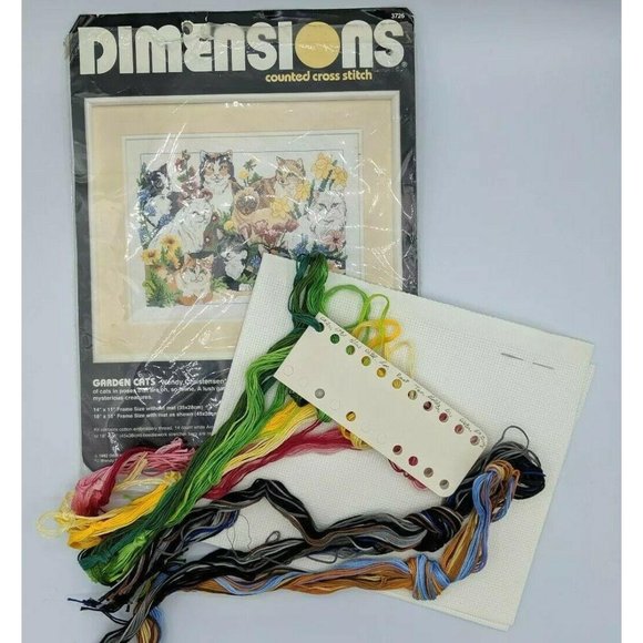 VTG 1992 Dimensions Counted Cross Stitch Kit #3726 - Picture 4 of 5